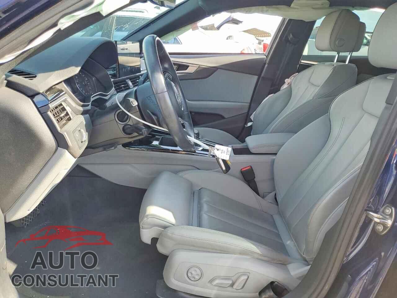 AUDI A4 2021 - WAUDAAF46MA024637
