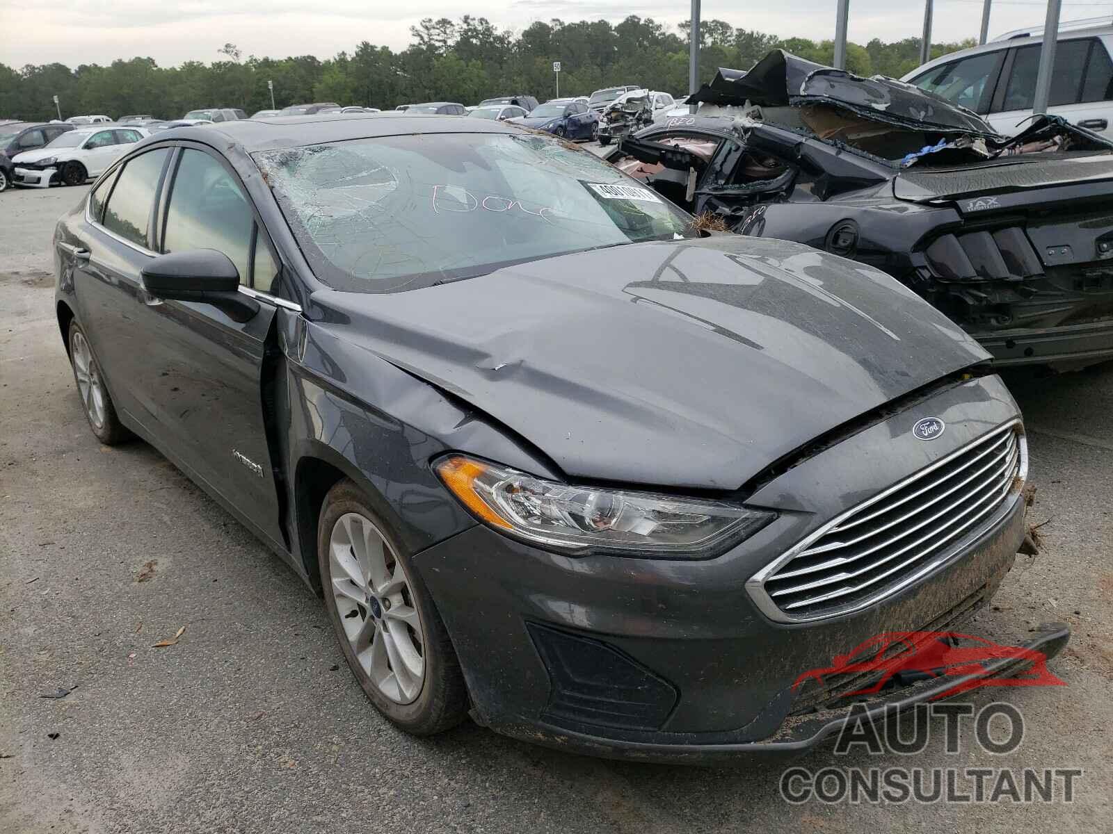 FORD FUSION 2019 - 3FA6P0LU7KR139328