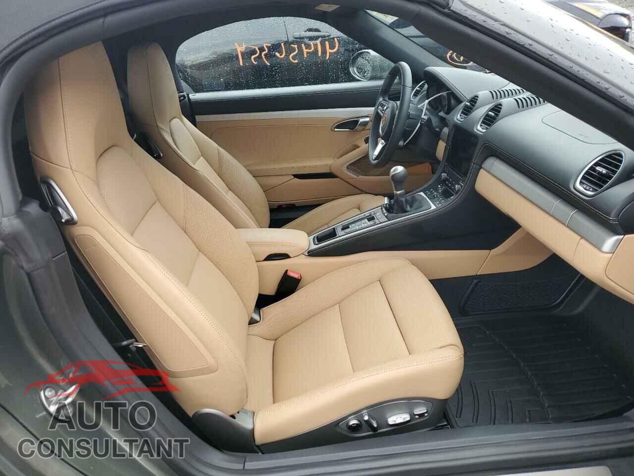 PORSCHE BOXSTER 2023 - WP0CB2A84PS213054