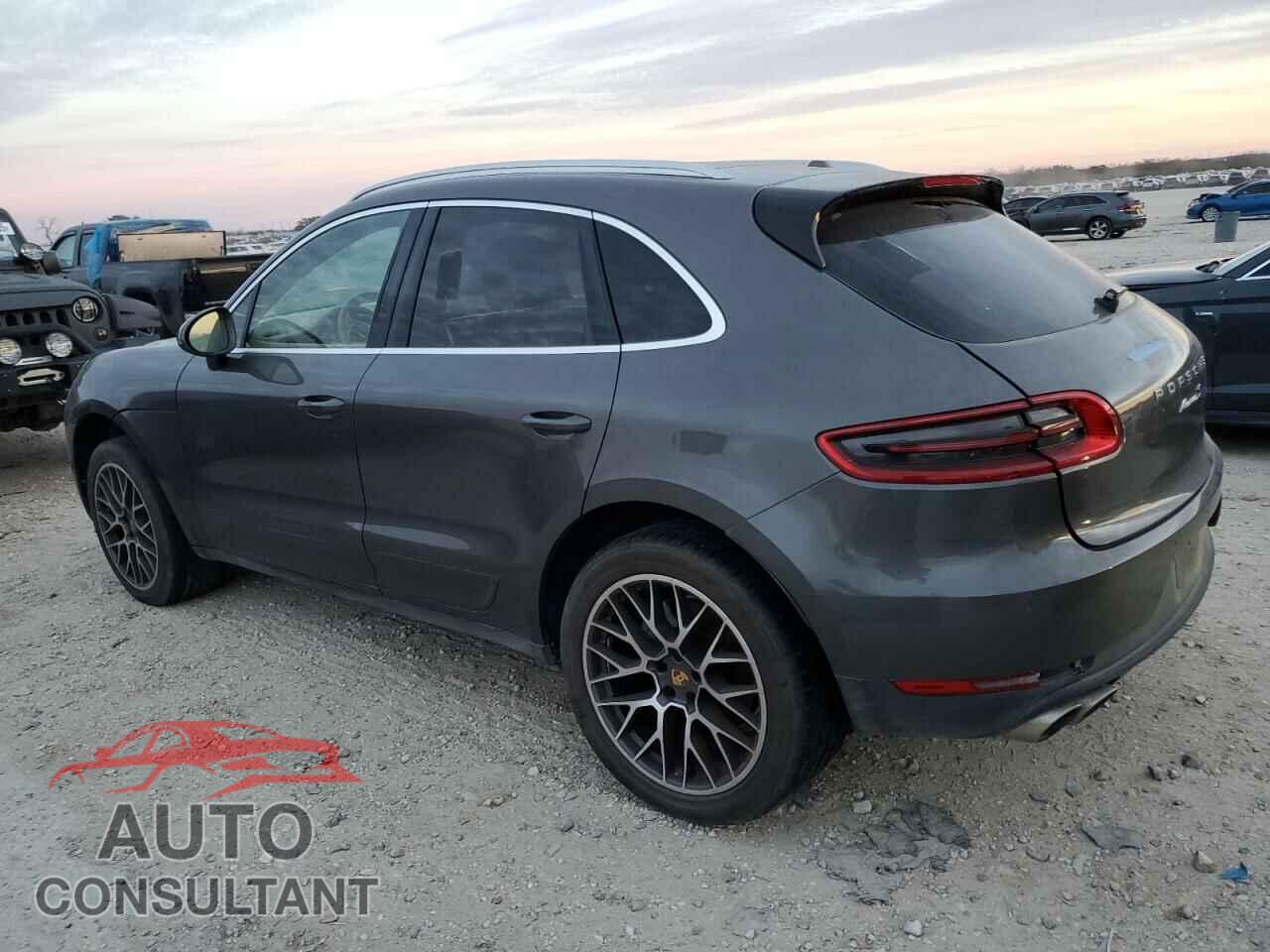 PORSCHE MACAN 2016 - WP1AB2A58GLB55648