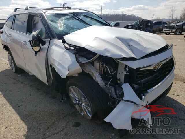 TOYOTA HIGHLANDER 2021 - 5TDDZRBH1MS529569