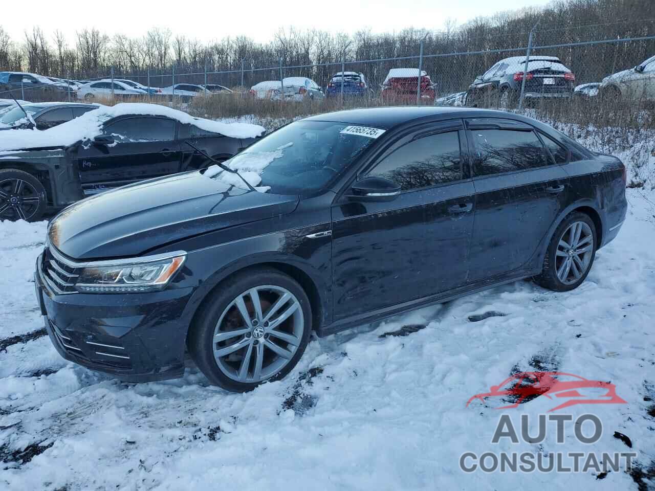 VOLKSWAGEN PASSAT 2018 - 1VWAA7A35JC003458