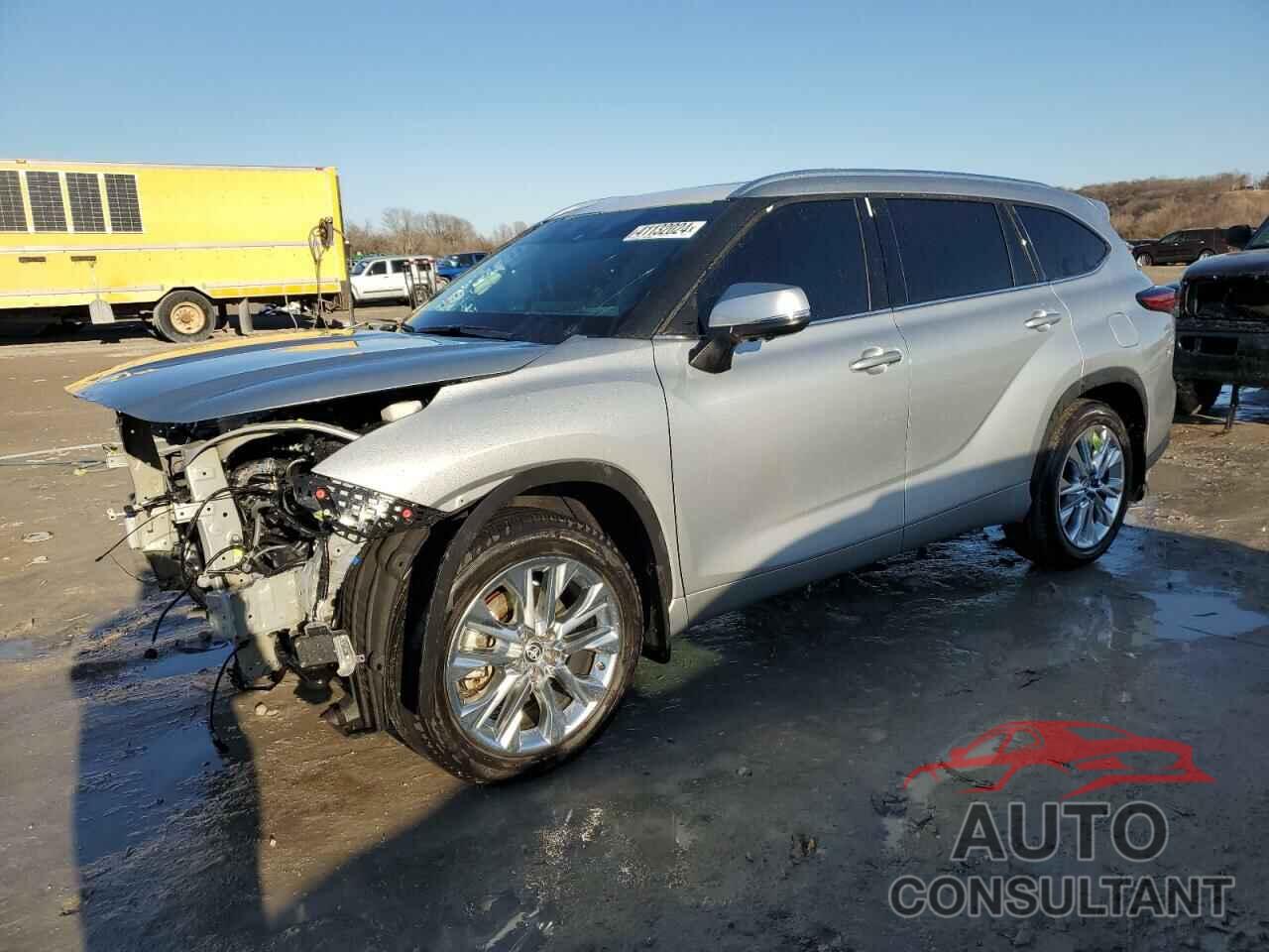 TOYOTA HIGHLANDER 2023 - 5TDKDRBHXPS522016