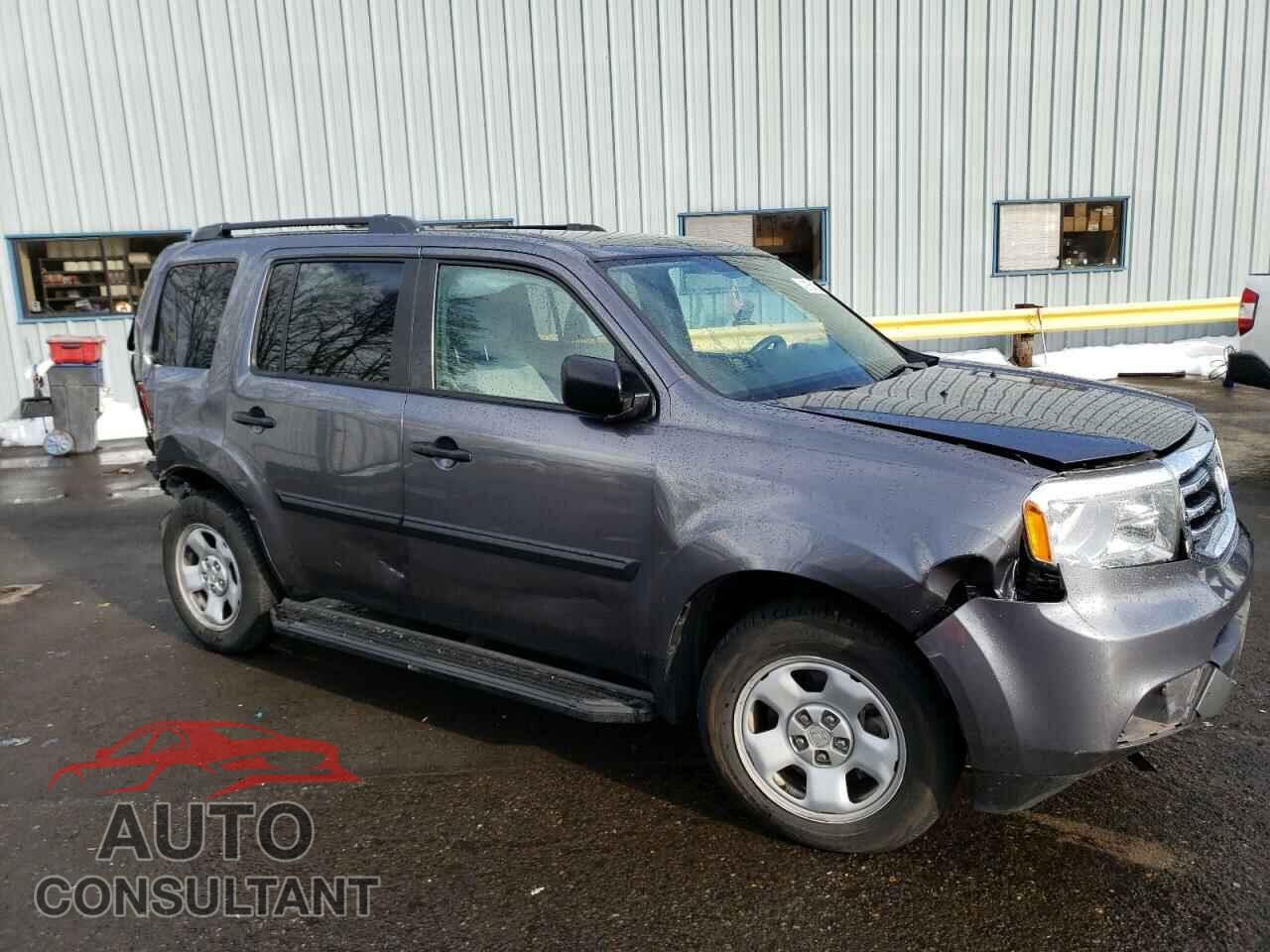 HONDA PILOT 2015 - 5FNYF4H21FB005331