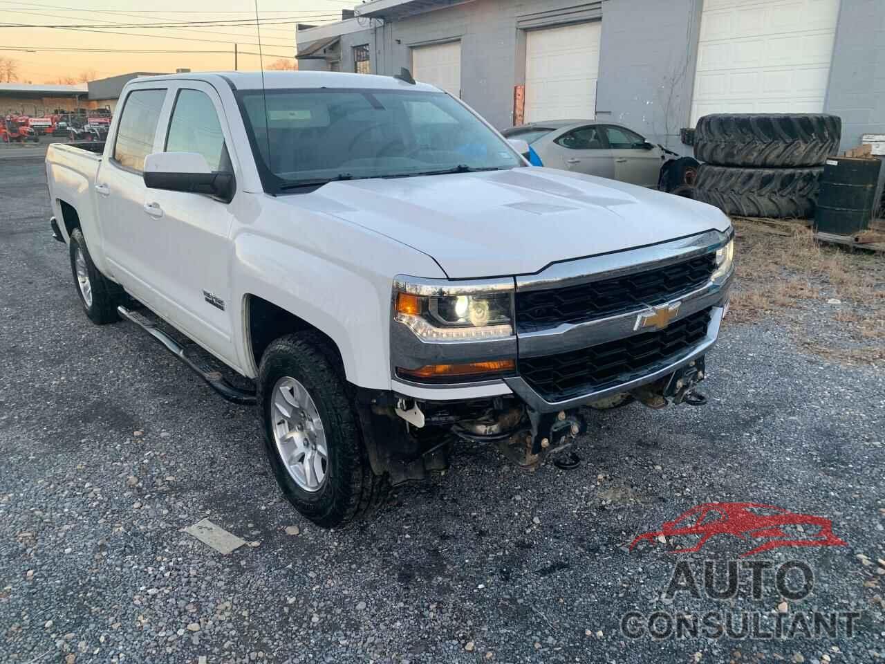 CHEVROLET SILVERADO 2018 - 3GCUKREC2JG347104