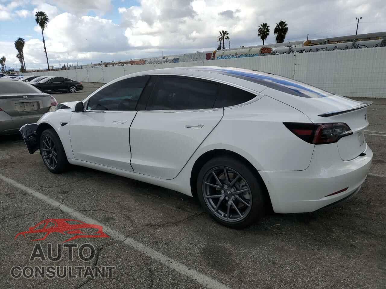 TESLA MODEL 3 2018 - 5YJ3E1EA2JF098750