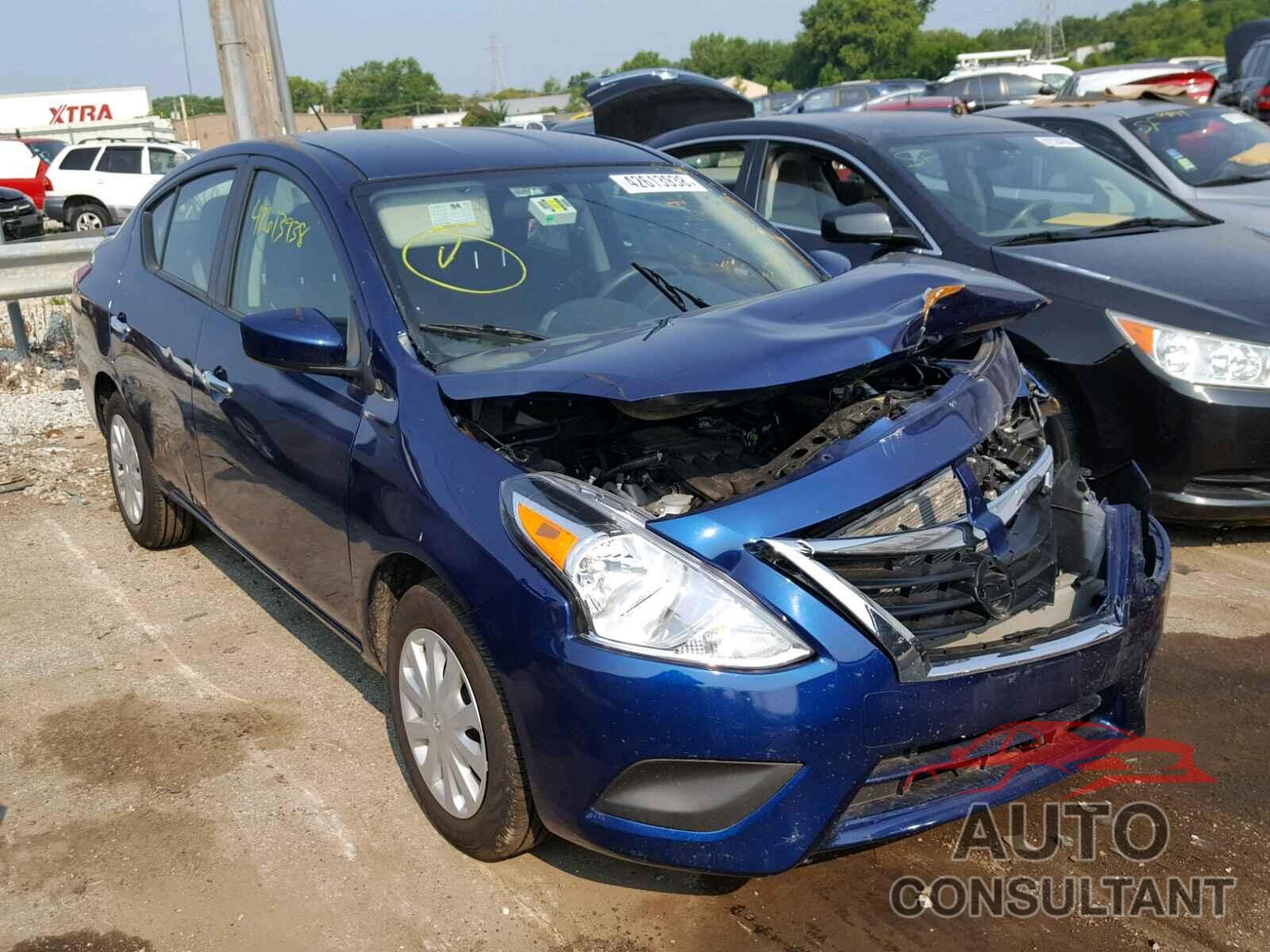 NISSAN VERSA 2018 - 3N1CN7AP2JL877762