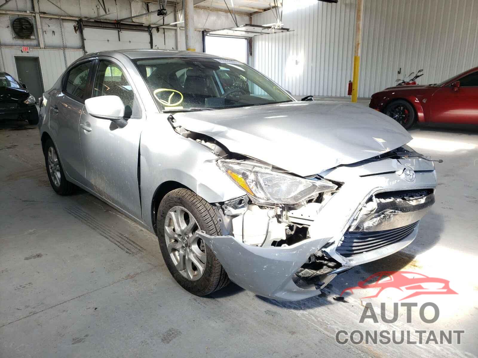 TOYOTA YARIS 2018 - 3MYDLBYV5JY323490