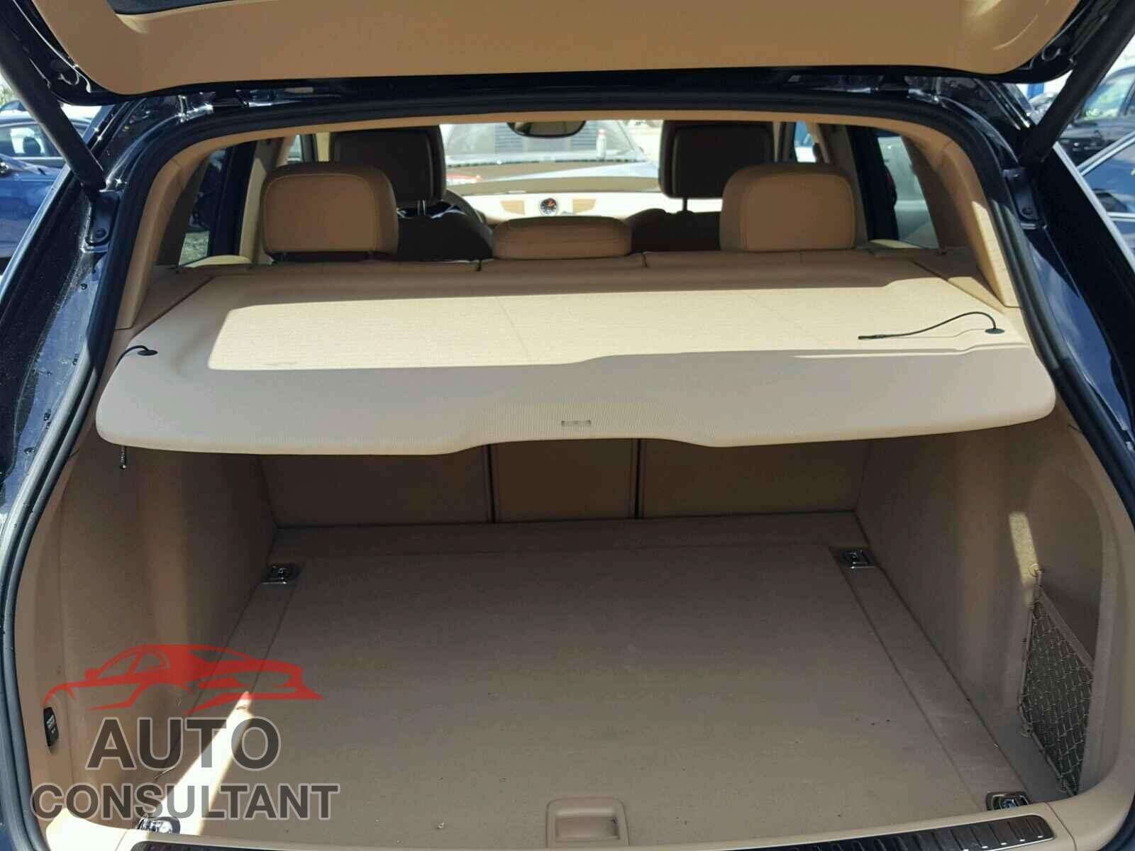 PORSCHE MACAN S 2016 - WP1AB2A56GLB48715