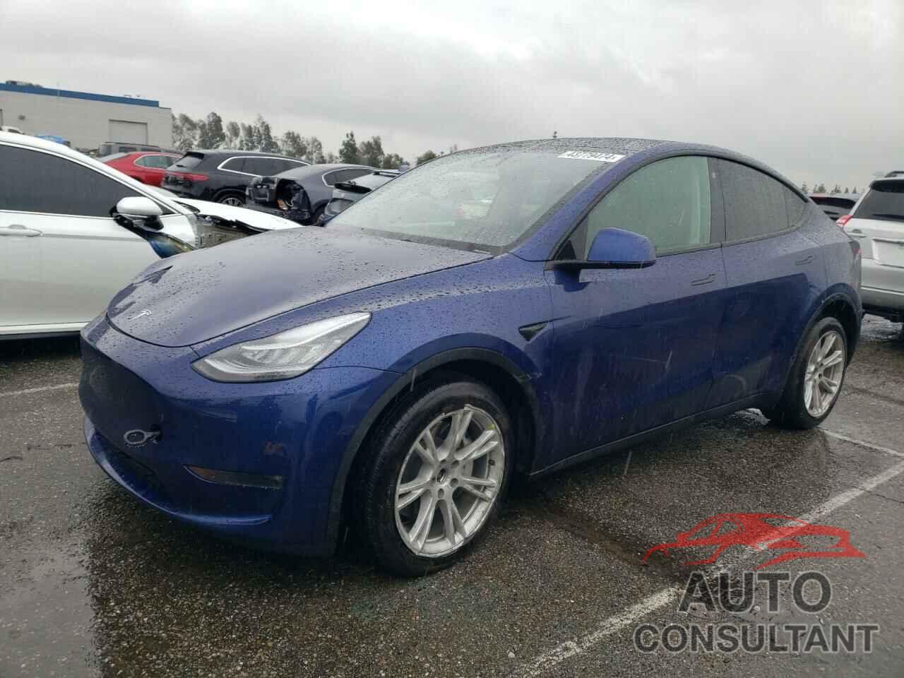 TESLA MODEL Y 2023 - 7SAYGDEE5PA092437