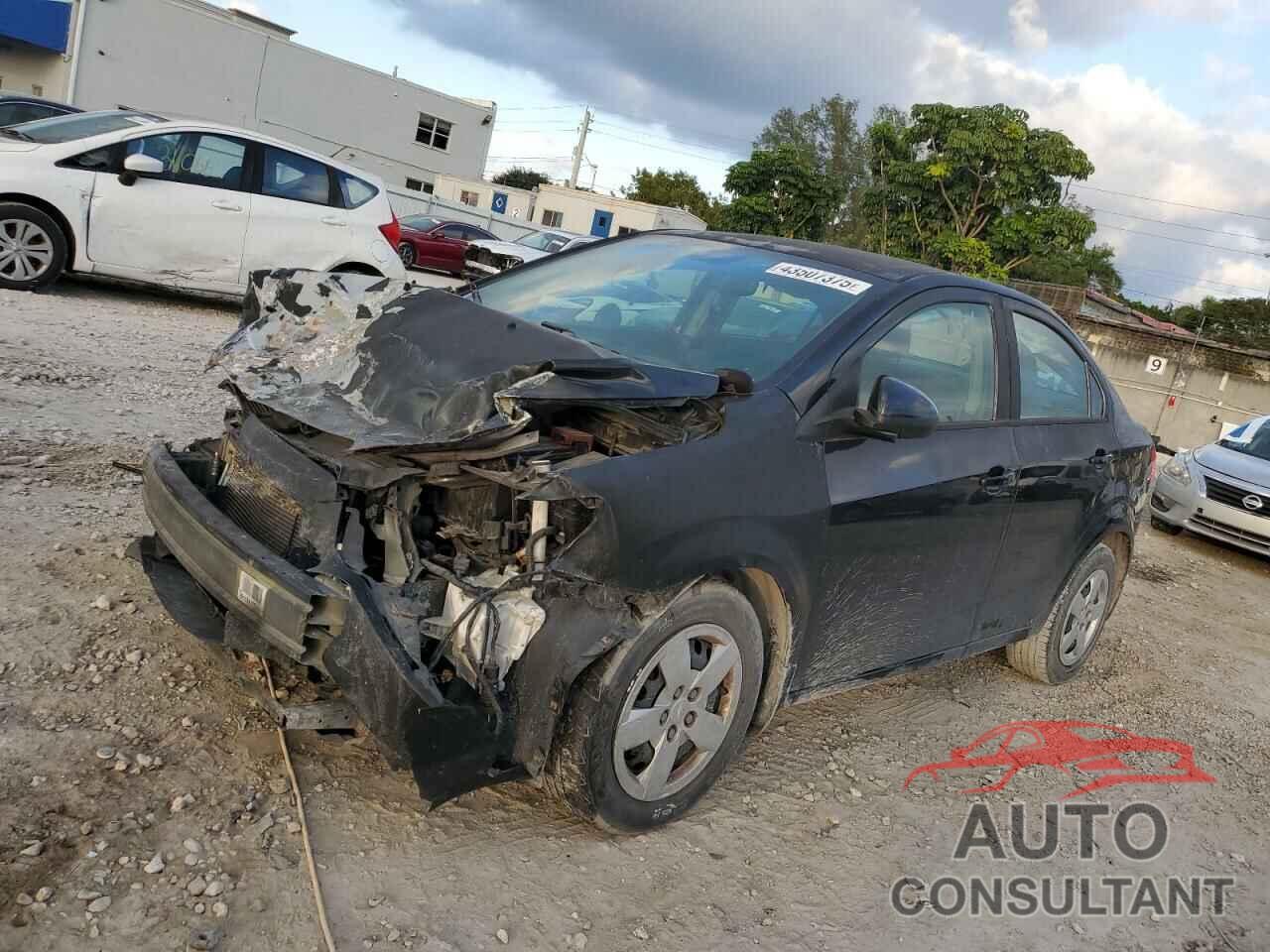 CHEVROLET SONIC 2013 - 1G1JA5SG7D4255728