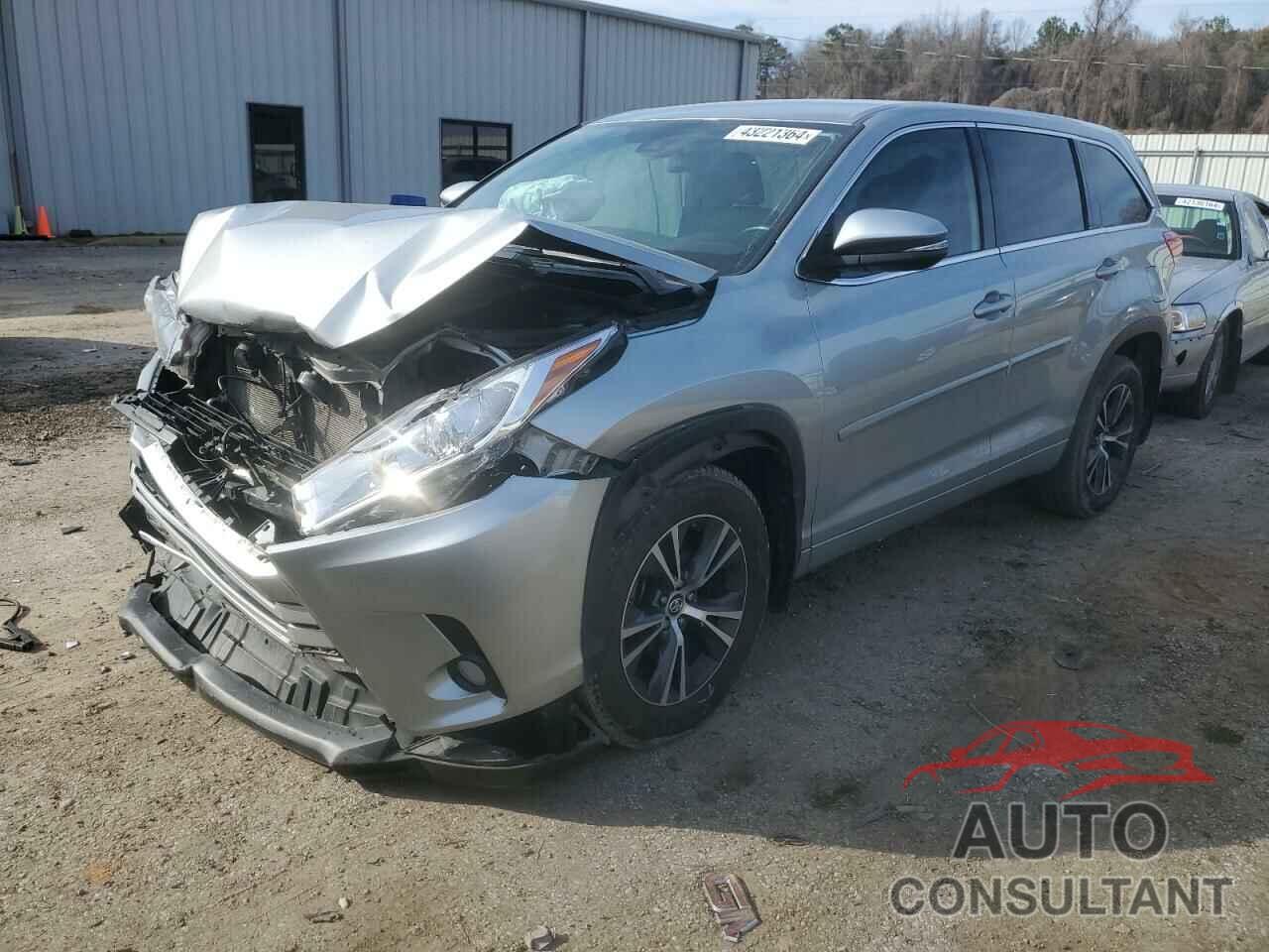 TOYOTA HIGHLANDER 2018 - 5TDZZRFH2JS275947