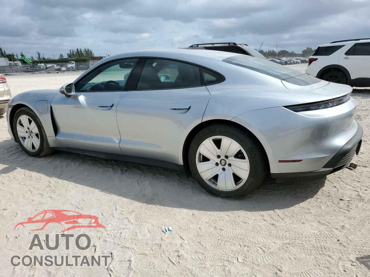 PORSCHE TAYCAN 2021 - WP0AA2Y17MSA16879