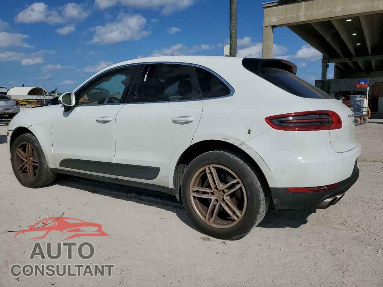PORSCHE MACAN 2016 - WP1AB2A5XGLB45493