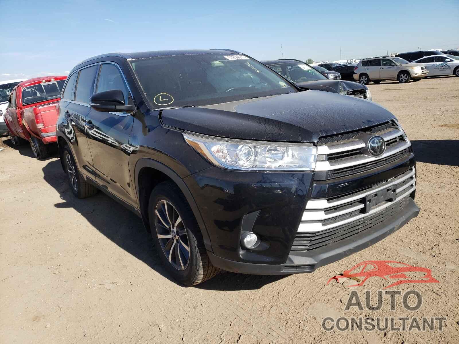 TOYOTA HIGHLANDER 2018 - 5TDJZRFH3JS529808