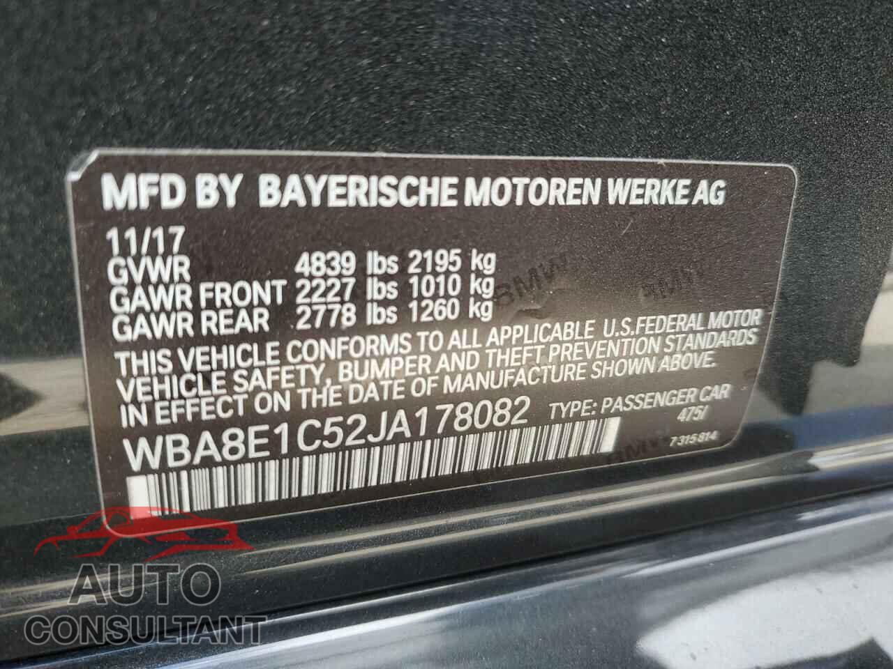 BMW 3 SERIES 2018 - WBA8E1C52JA178082