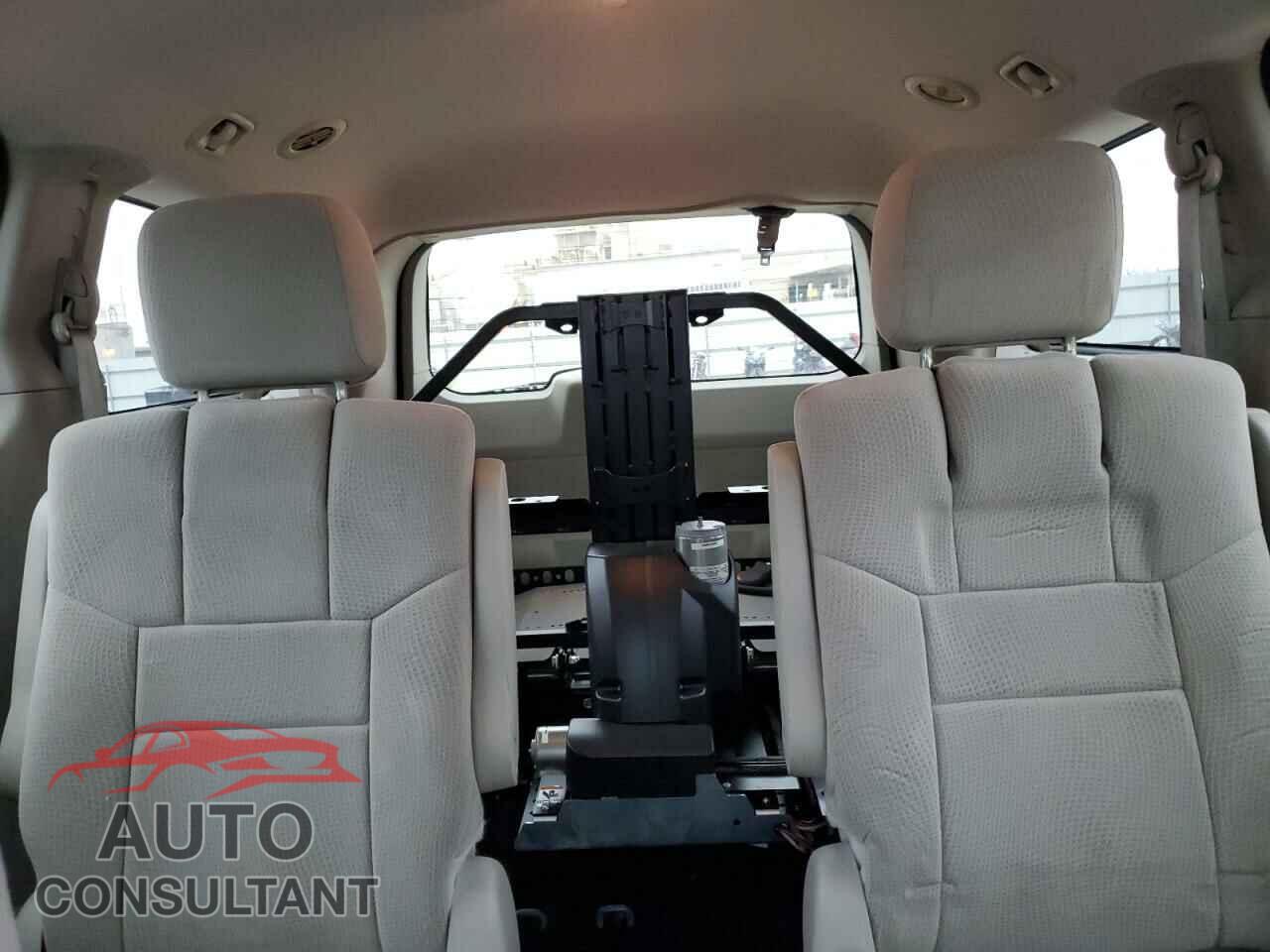 DODGE CARAVAN 2013 - 2C4RDGBG5DR628548
