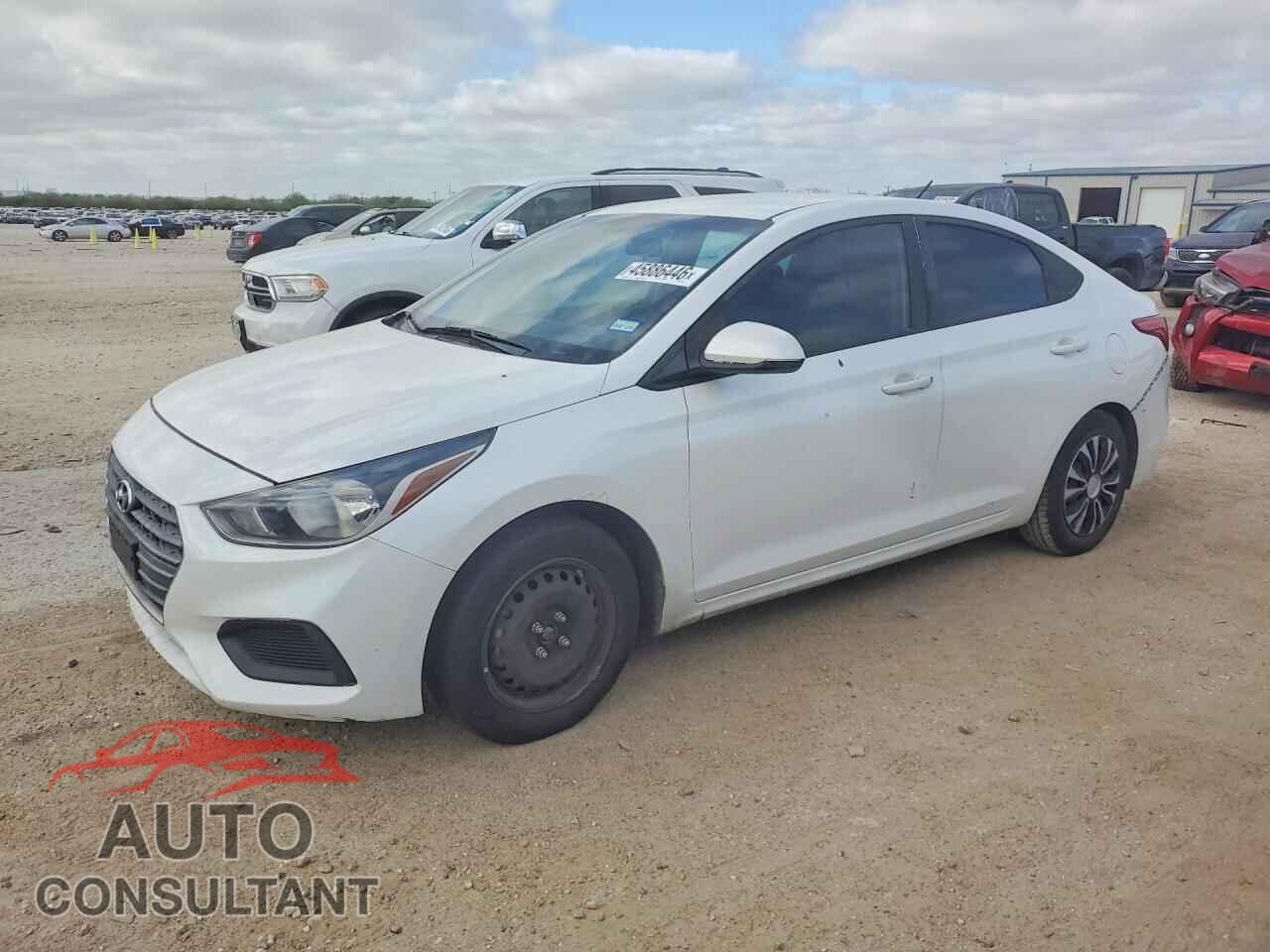 HYUNDAI ACCENT 2018 - 3KPC24A31JE022041