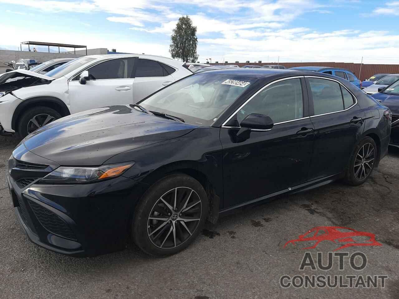TOYOTA CAMRY 2023 - 4T1G11AK7PU800469