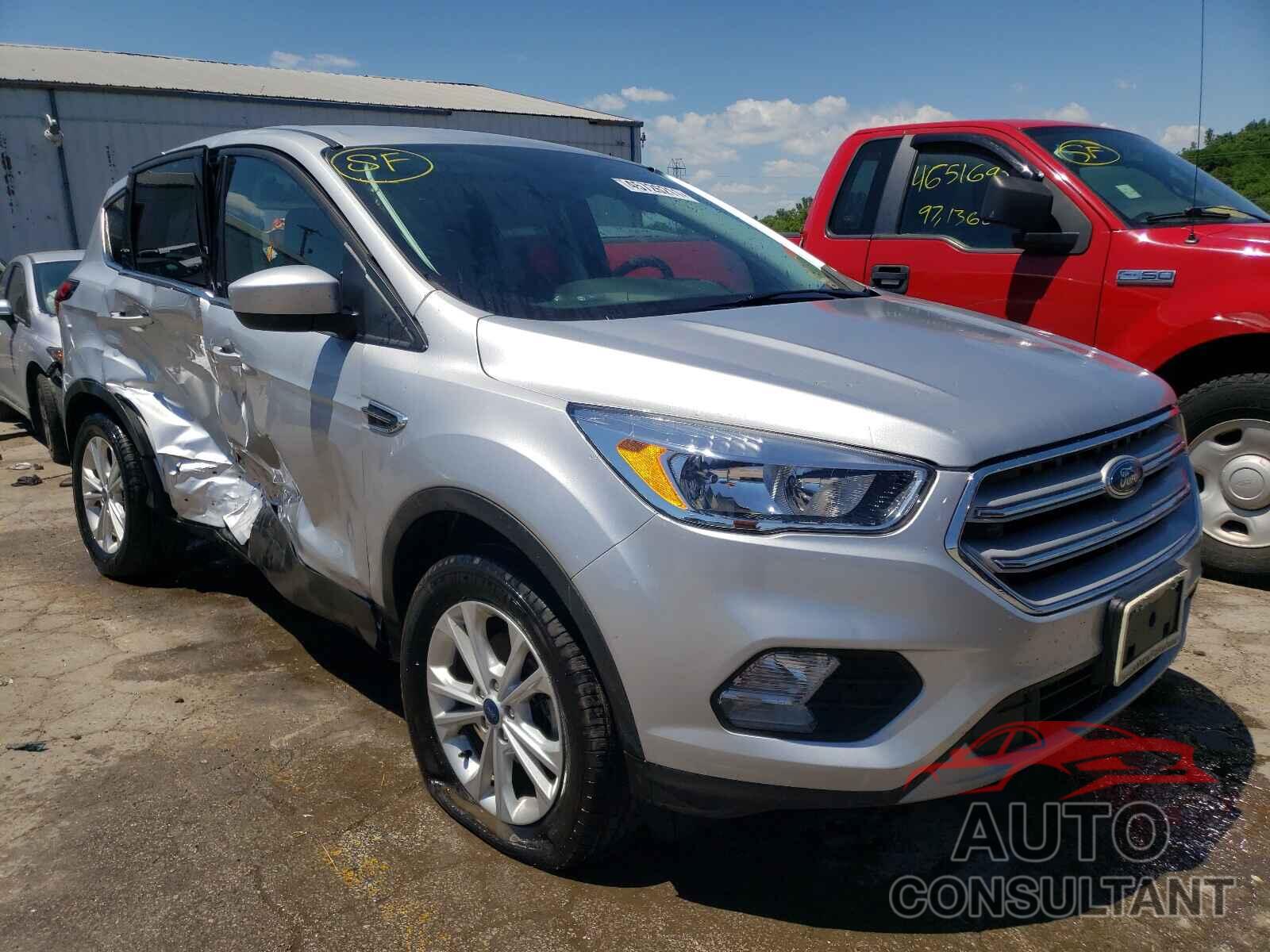 FORD ESCAPE 2019 - 1FMCU0GD6KUB75757