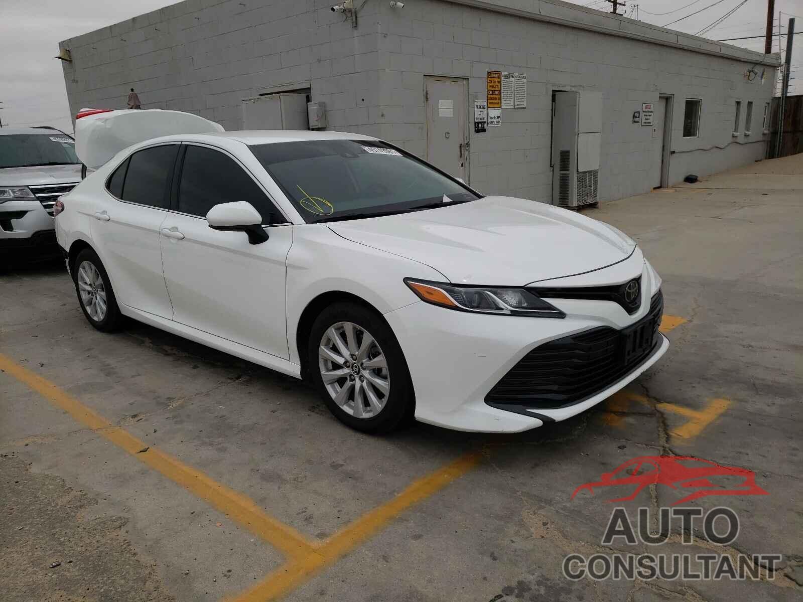 TOYOTA CAMRY 2020 - 4T1C11AK6LU320495