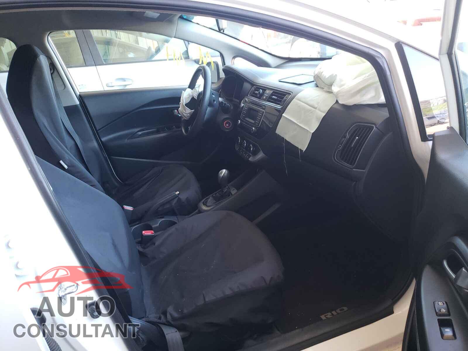 KIA RIO 2017 - KNADM4A37H6040491