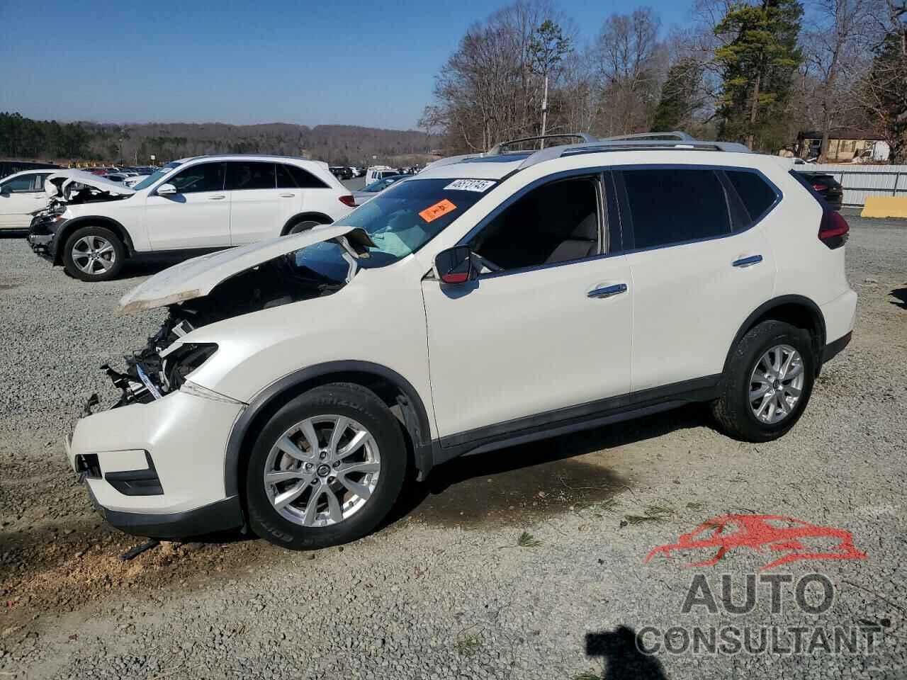 NISSAN ROGUE 2017 - 5N1AT2MT1HC821853