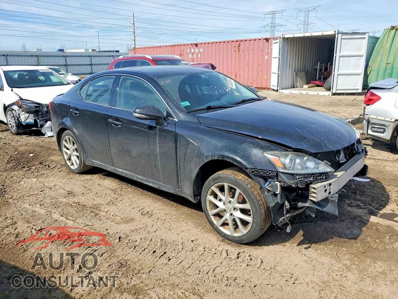 LEXUS IS 2013 - JTHCF5C24D5063177