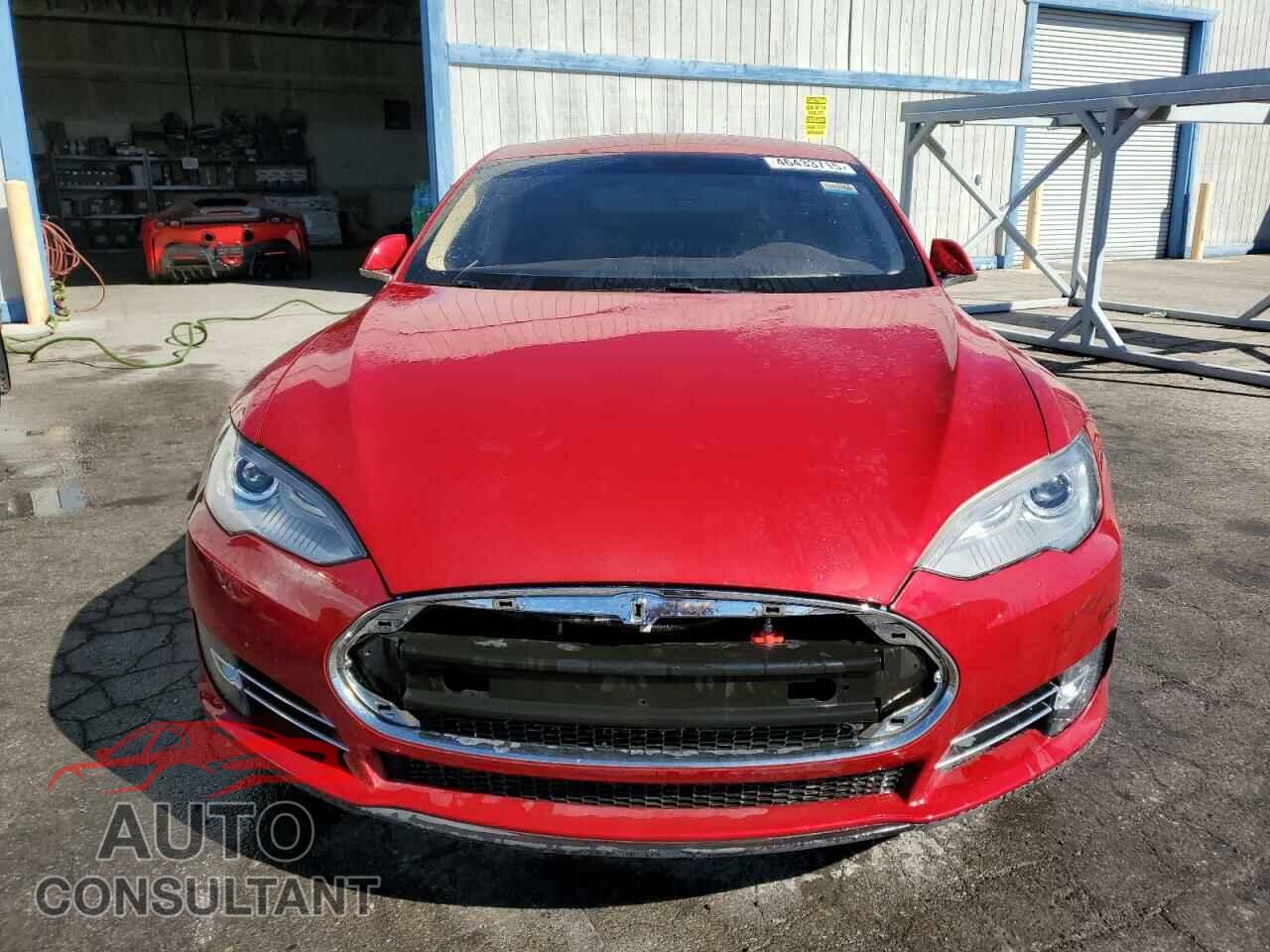 TESLA MODEL S 2013 - 5YJSA1BG9DFP11046