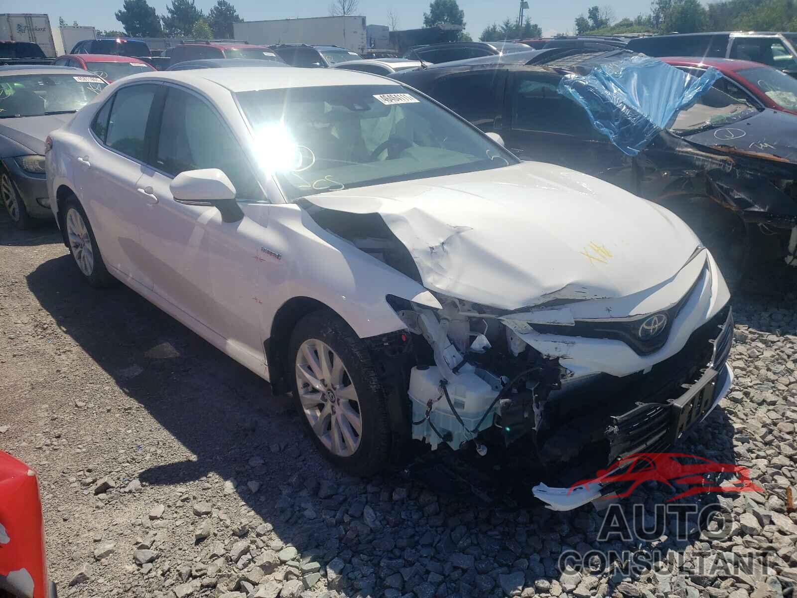 TOYOTA CAMRY 2018 - 4T1B31HK1JU003202