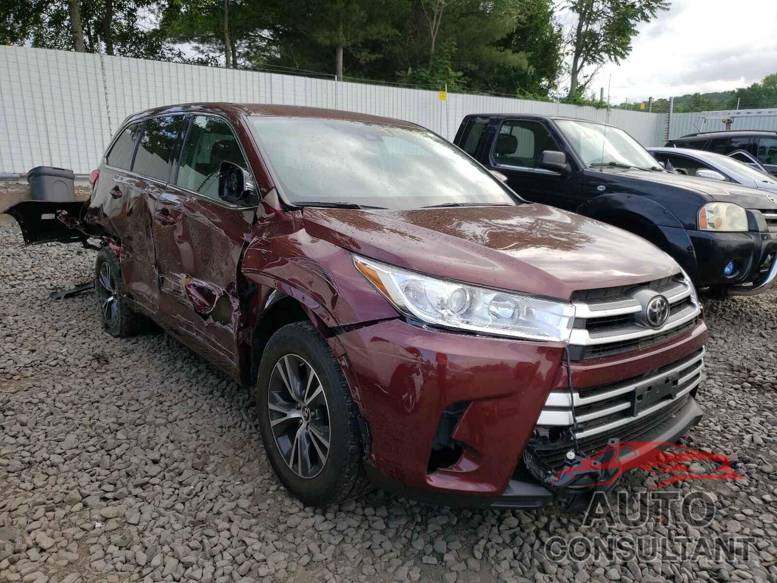 TOYOTA HIGHLANDER 2017 - 5TDBZRFH1HS440107