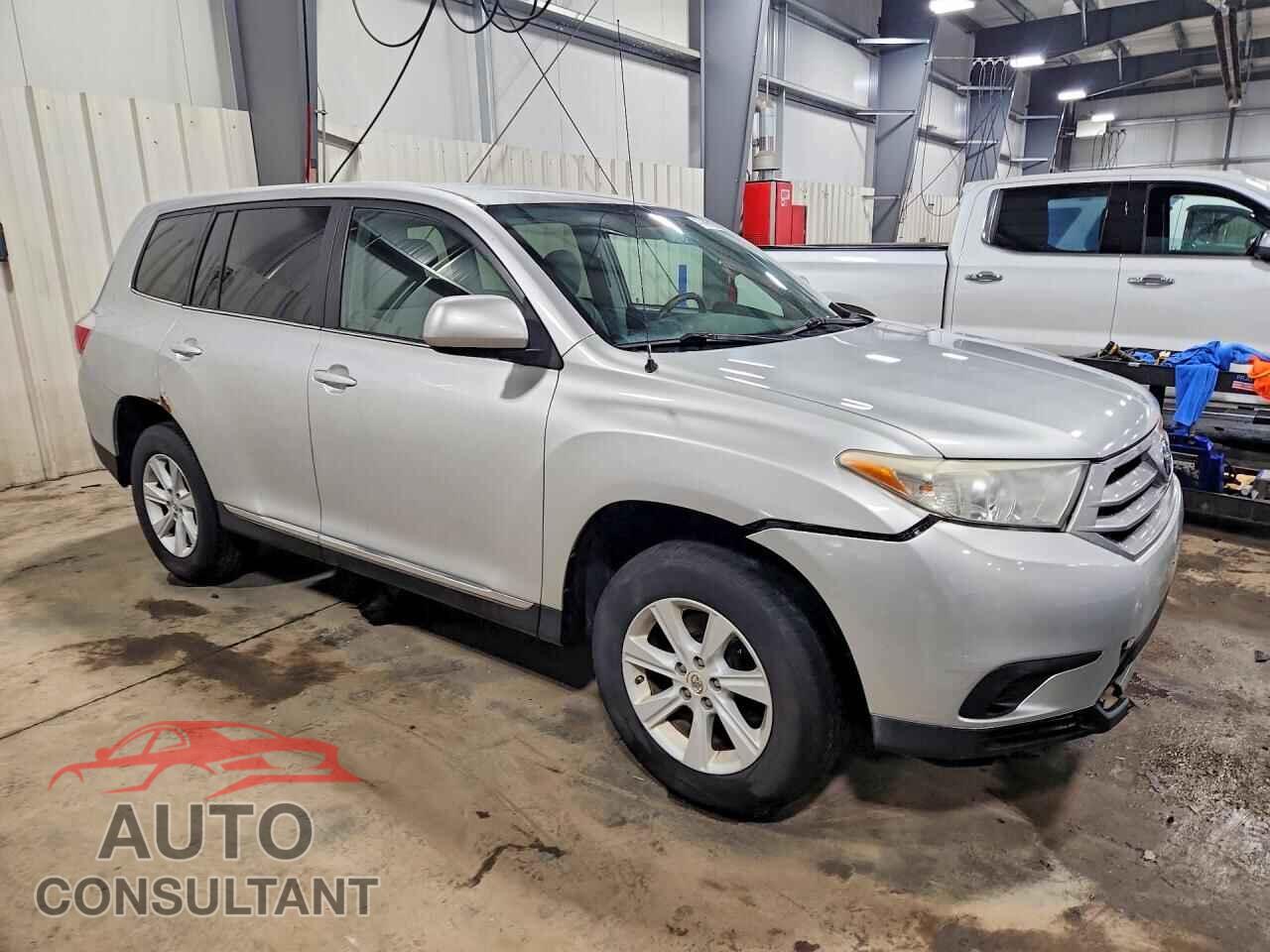 TOYOTA HIGHLANDER 2012 - 5TDBK3EH8CS123744