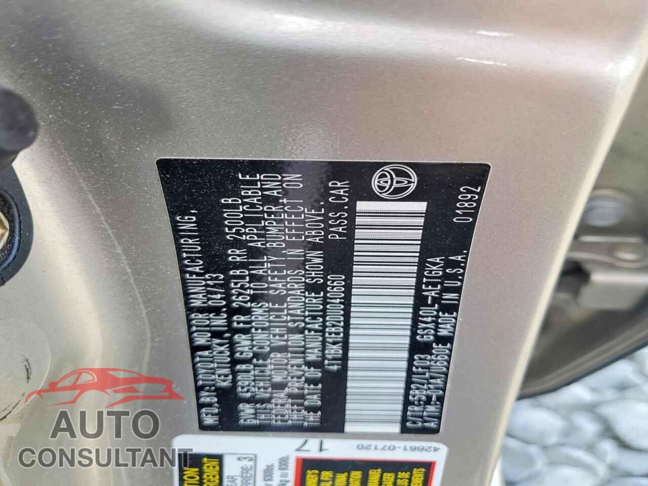 TOYOTA AVALON 2013 - 4T1BK1EB2DU040660