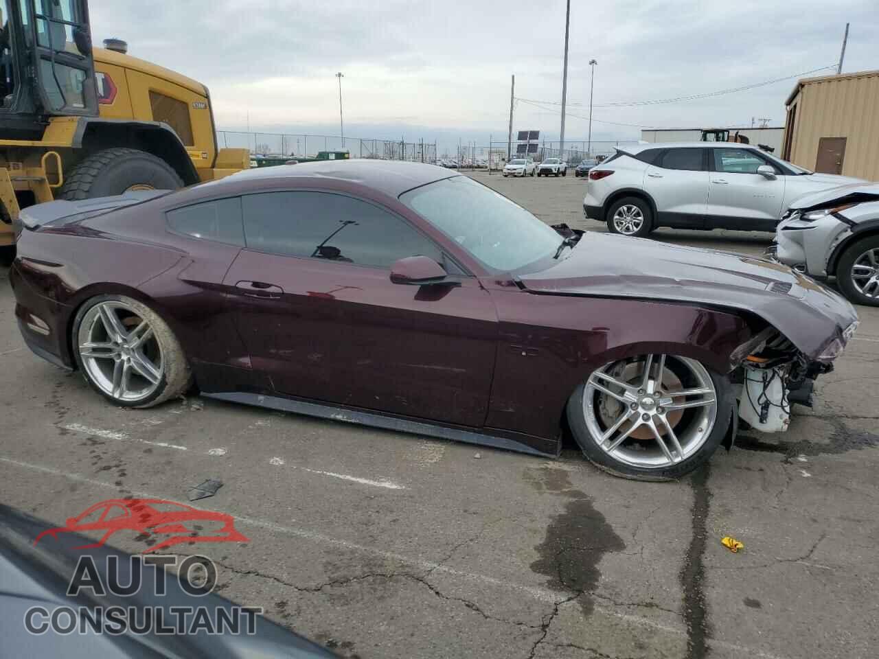 FORD MUSTANG 2018 - 1FA6P8CF8J5128419