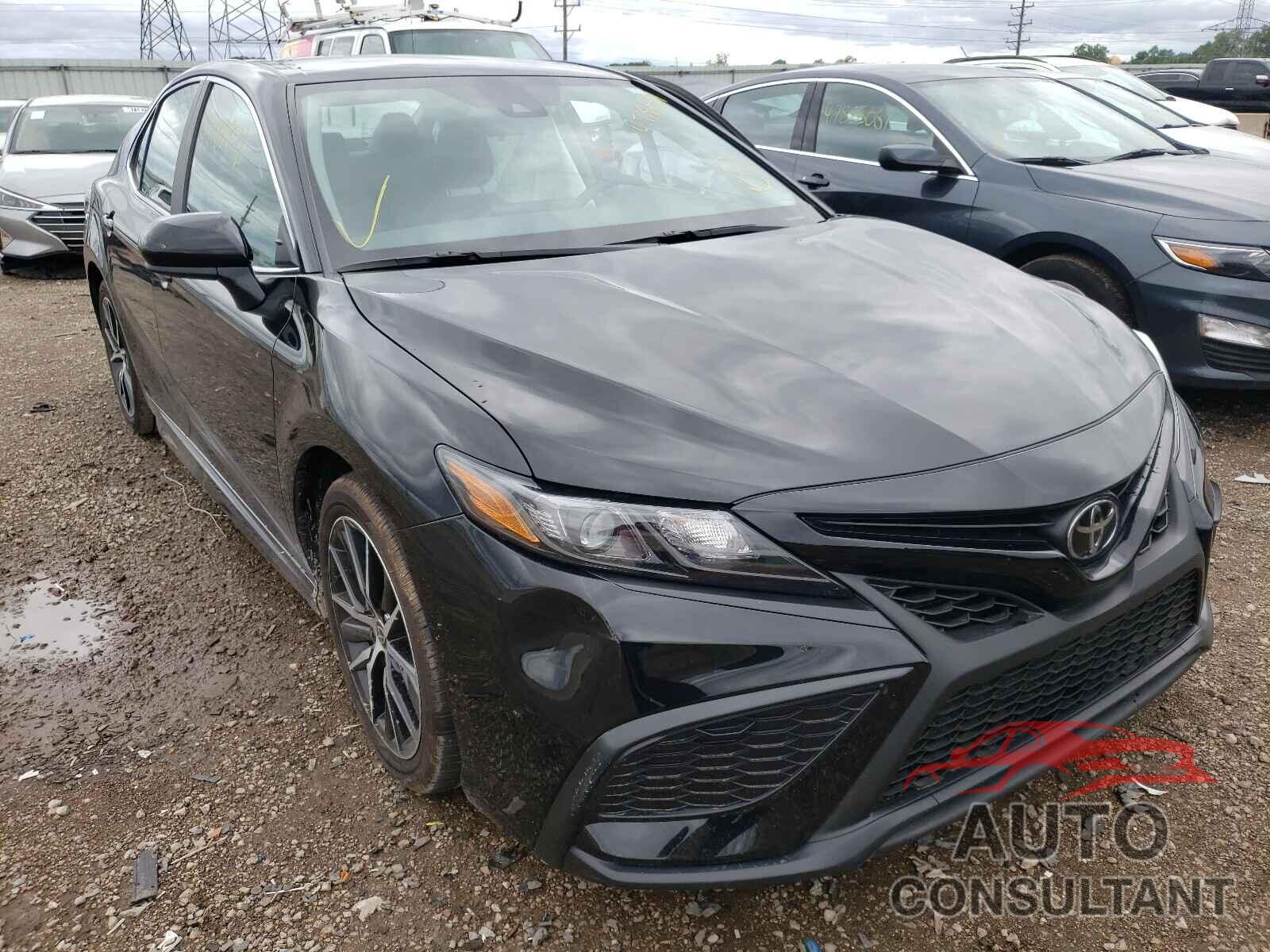 TOYOTA CAMRY 2021 - 4T1G11AK3MU560154