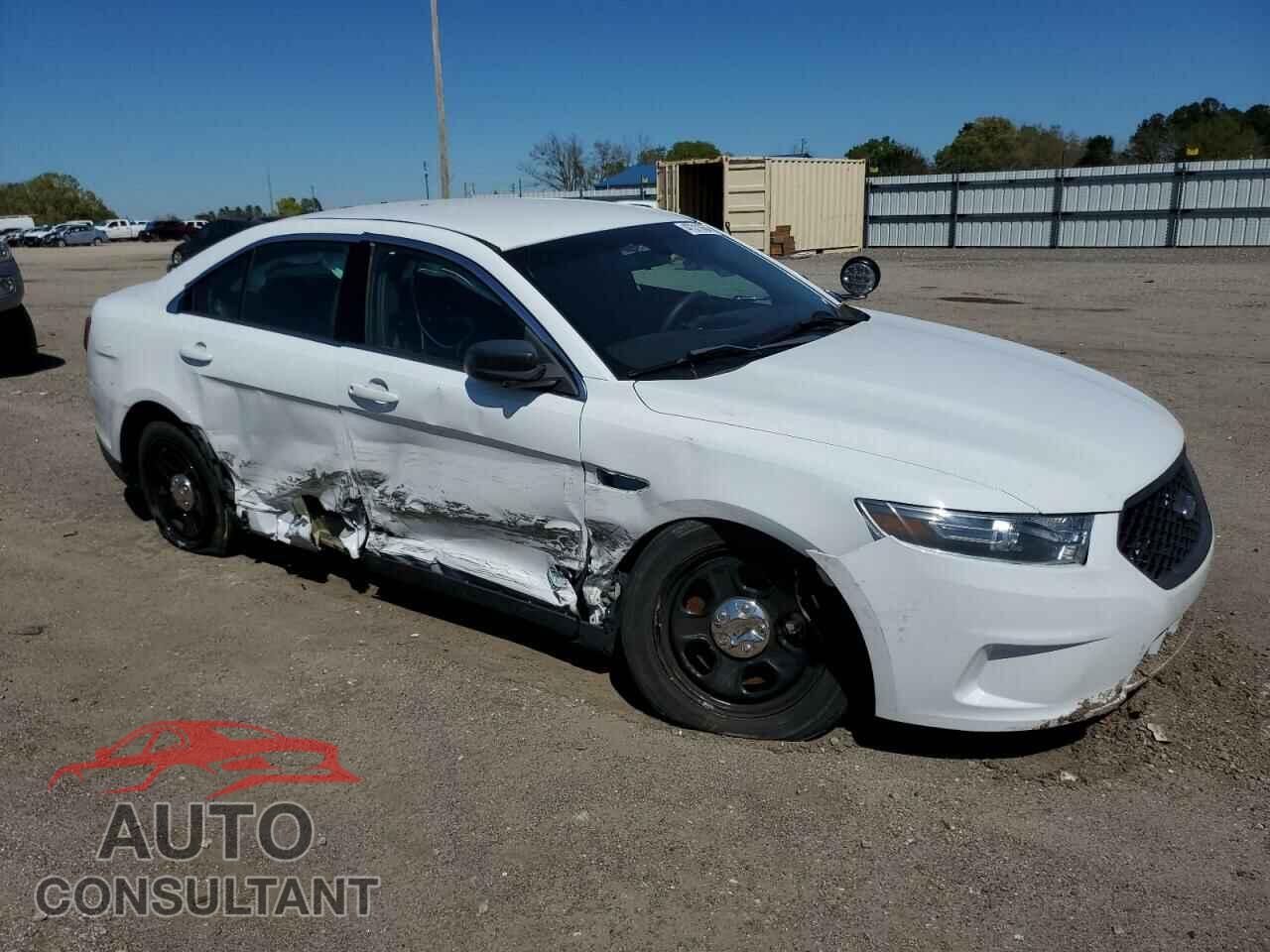 FORD TAURUS 2018 - 1FAHP2MKXJG123647