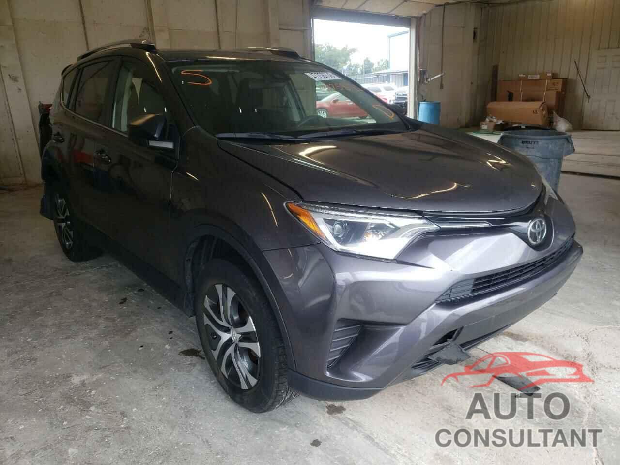 TOYOTA RAV4 2017 - JTMZFREV4HJ110571