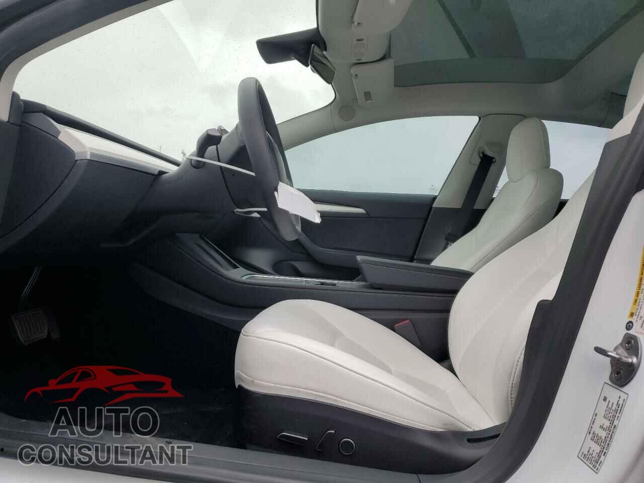TESLA MODEL 3 2023 - 5YJ3E1EA3PF427285