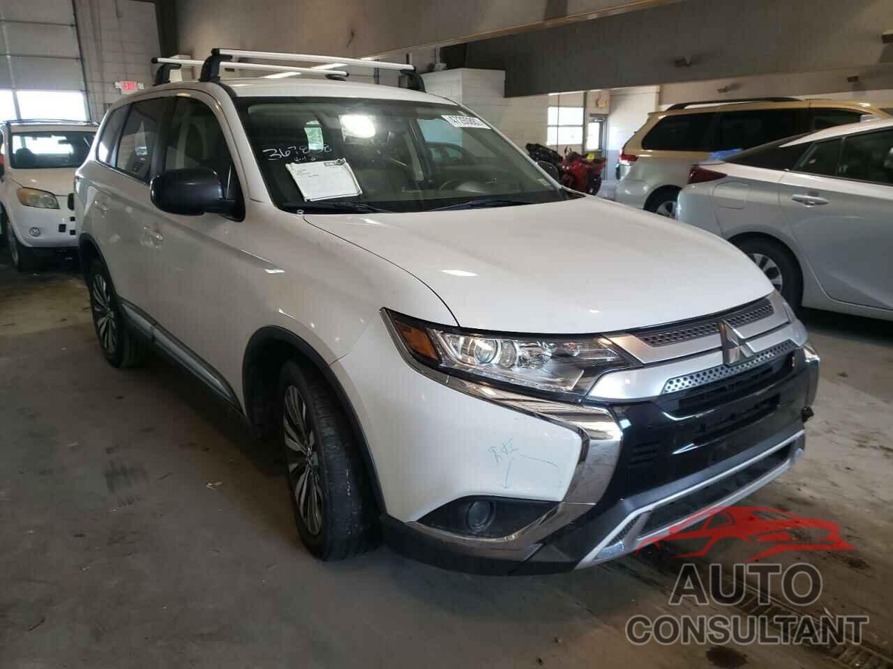 MITSUBISHI OUTLANDER 2019 - JA4AD2A38KZ004285