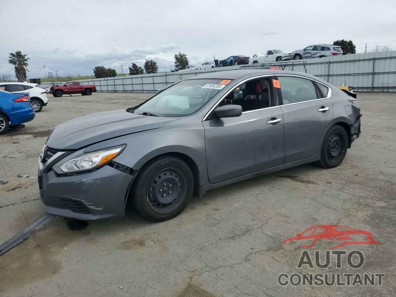 NISSAN ALTIMA 2018 - 1N4AL3AP8JC295184