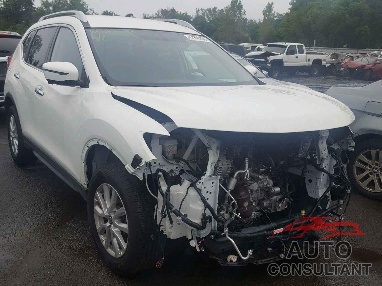 NISSAN ROGUE S 2017 - KNMAT2MV1HP571626