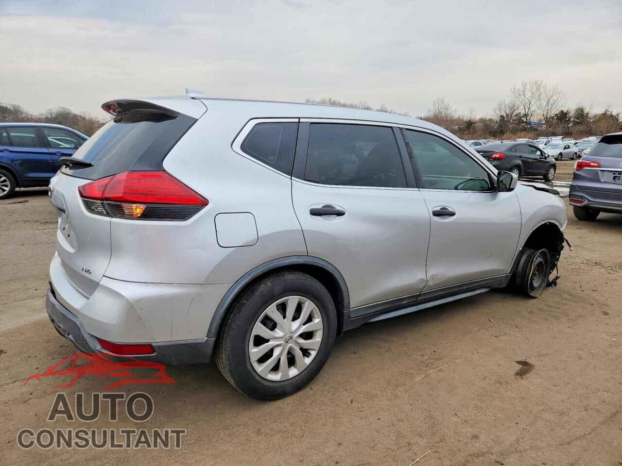 NISSAN ROGUE 2017 - KNMAT2MVXHP602257