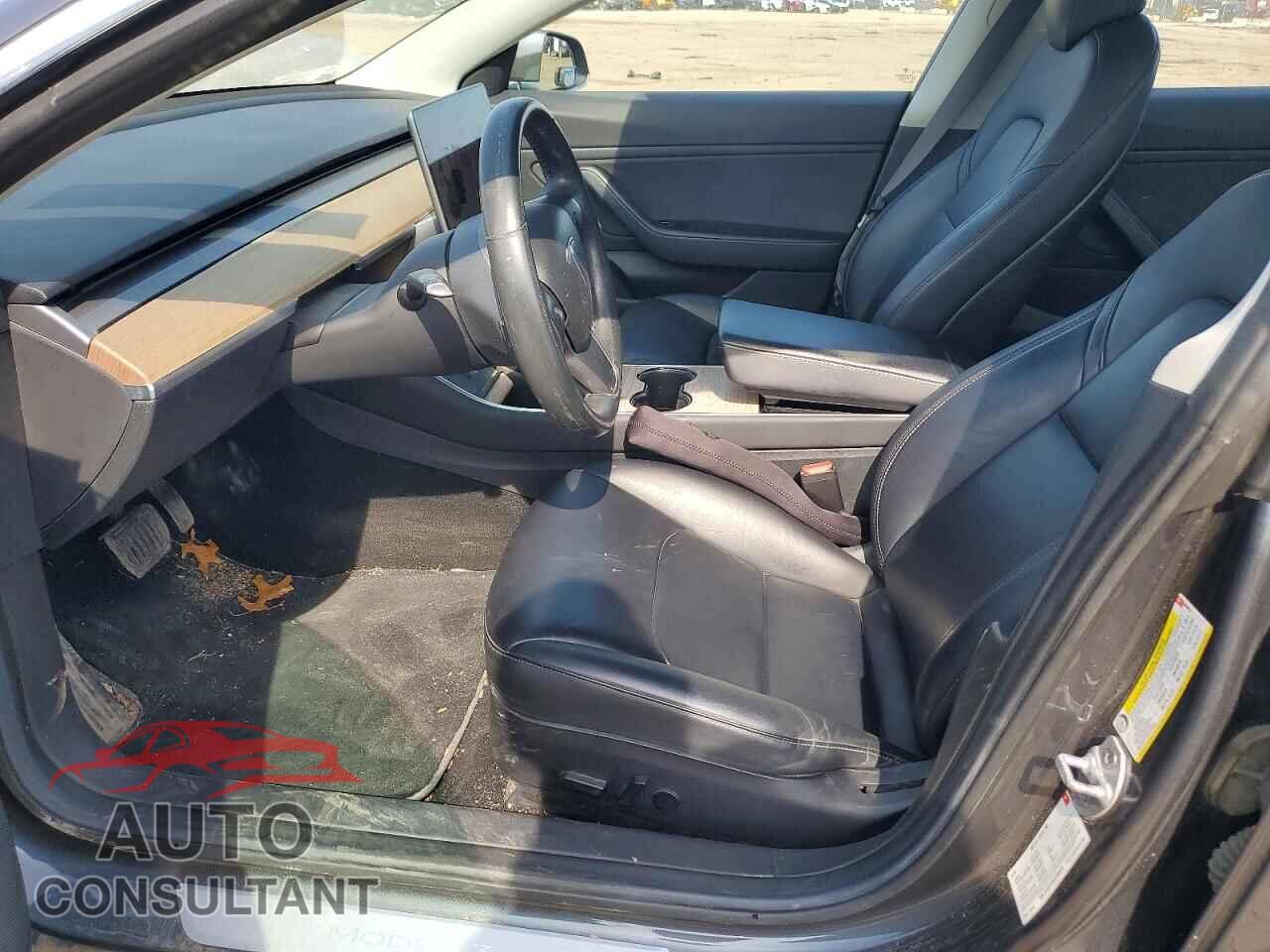 TESLA MODEL 3 2018 - 5YJ3E1EB3JF054815