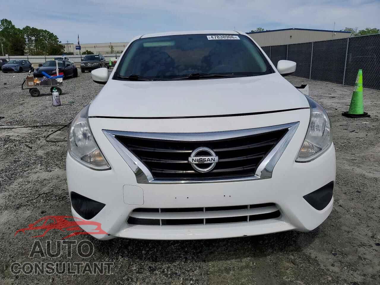 NISSAN VERSA 2016 - 3N1CN7AP6GL839332