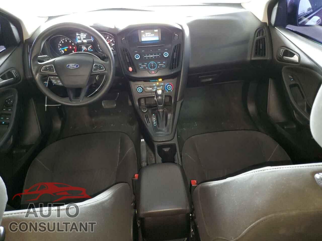 FORD FOCUS 2015 - 1FADP3F2XFL342222