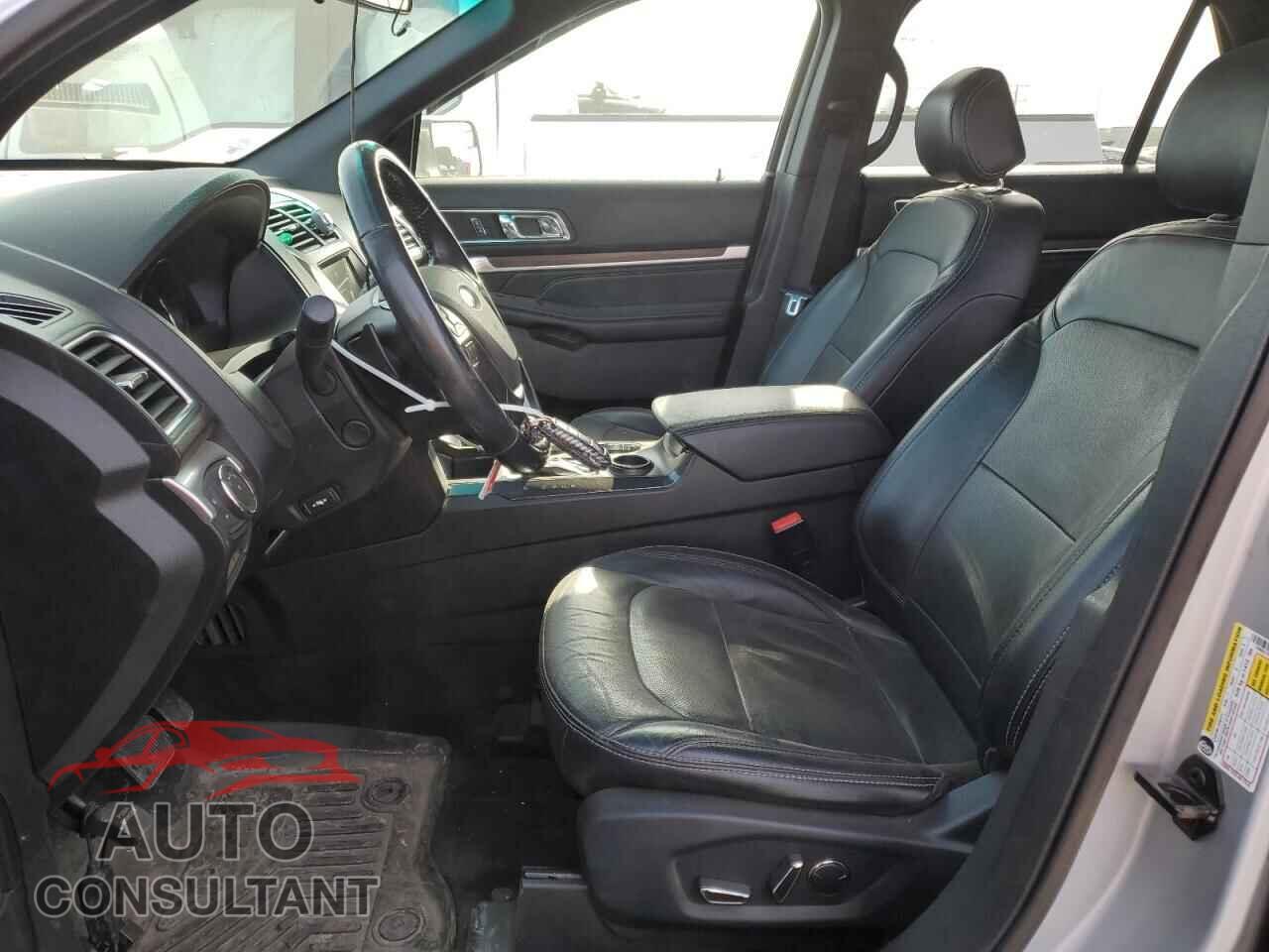 FORD EXPLORER 2017 - 1FM5K7F89HGD24357