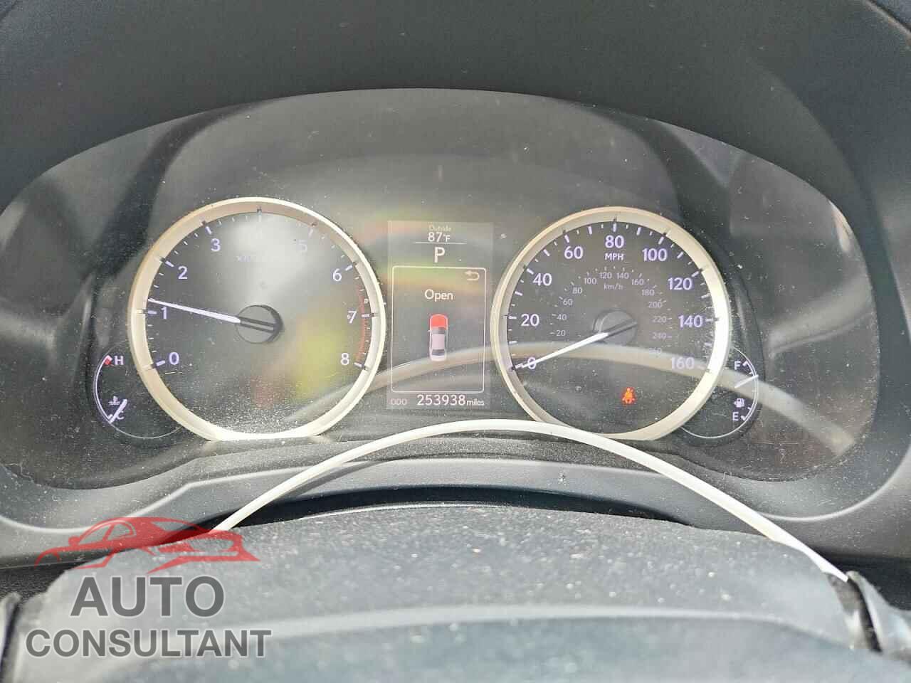 LEXUS IS 2014 - JTHBE1D26E5005482