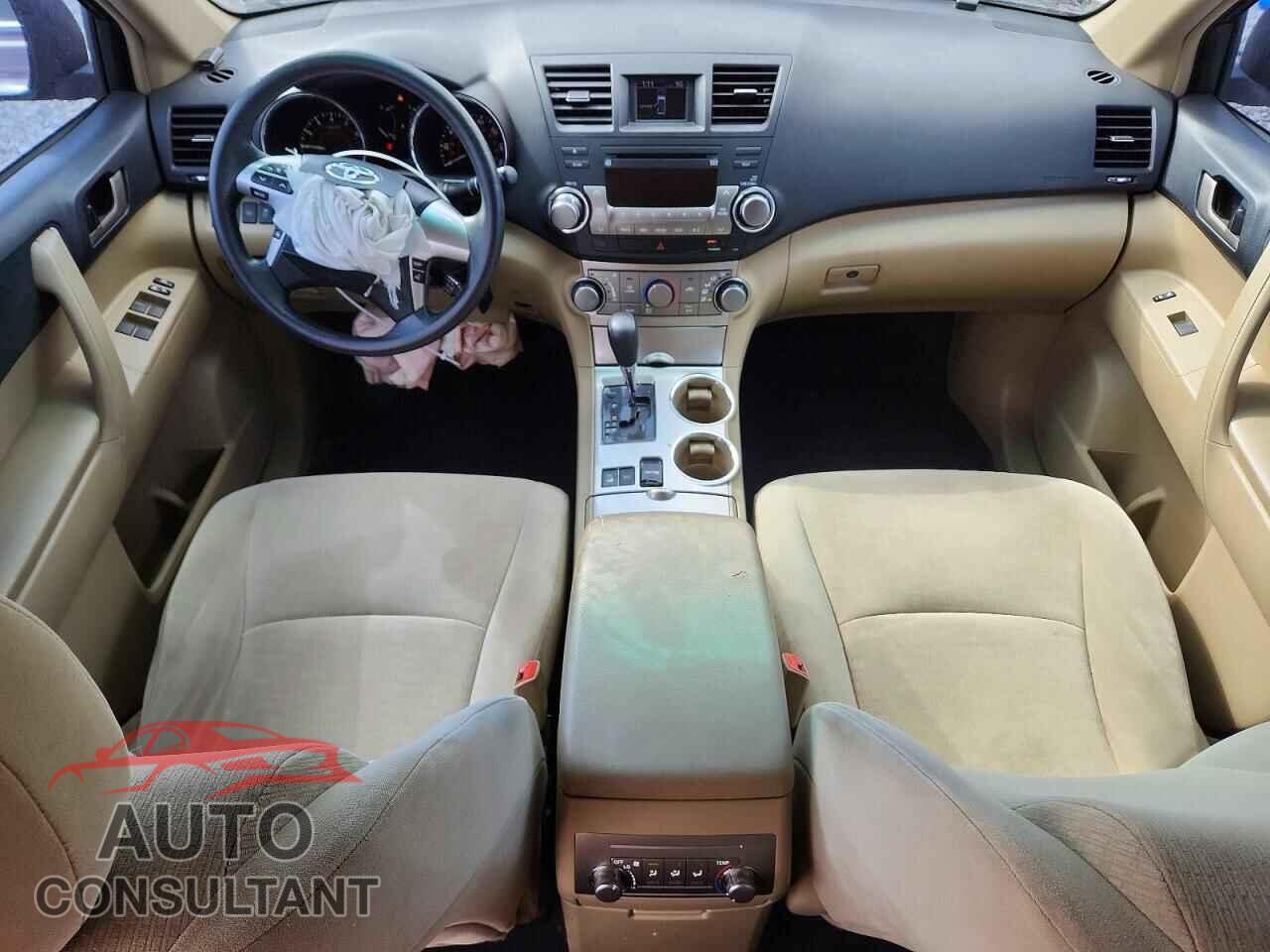 TOYOTA HIGHLANDER 2011 - 5TDBK3EH0BS061819