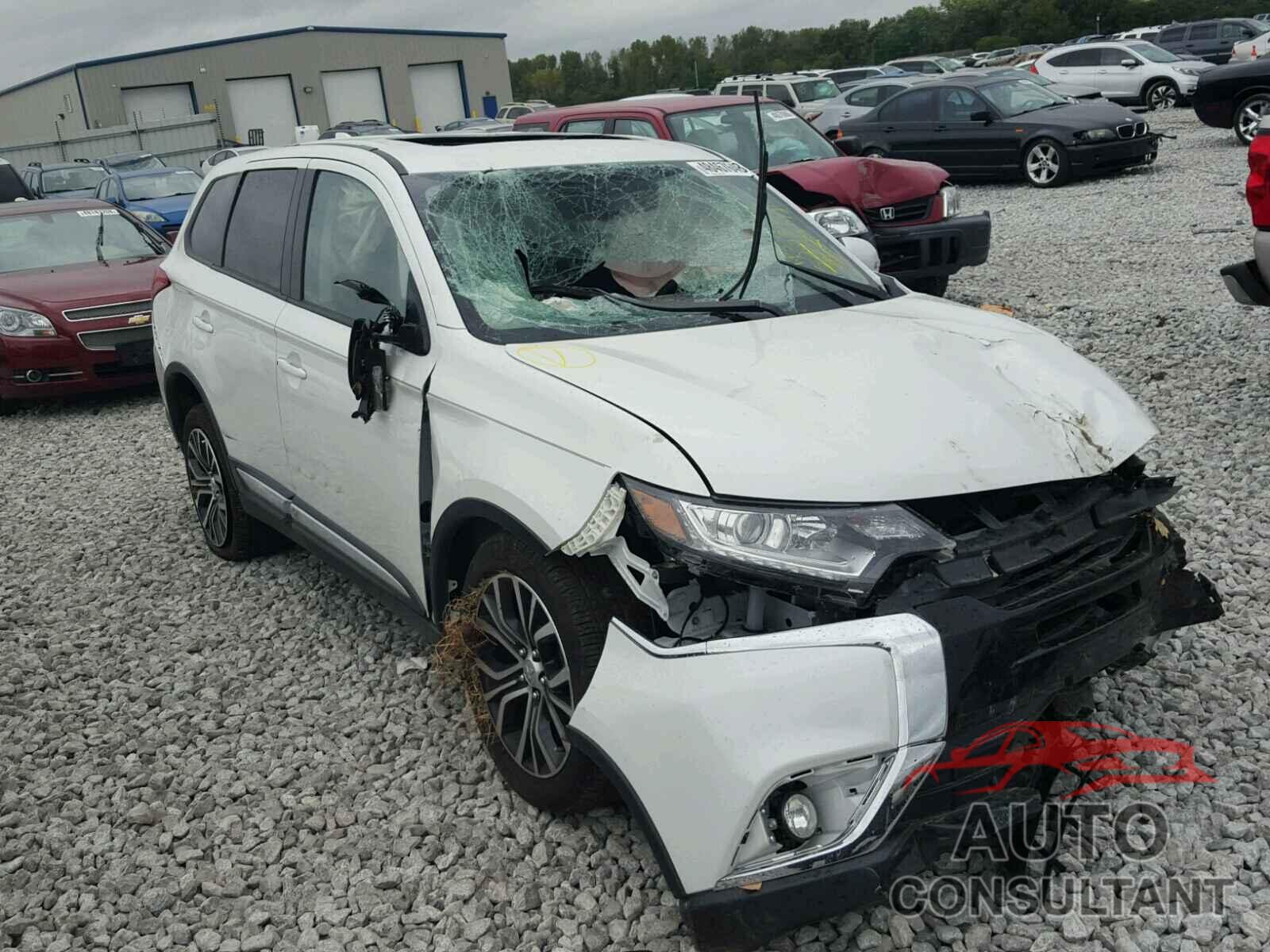 MITSUBISHI OUTLANDER SE 2018 - JA4AD3A38JZ016201