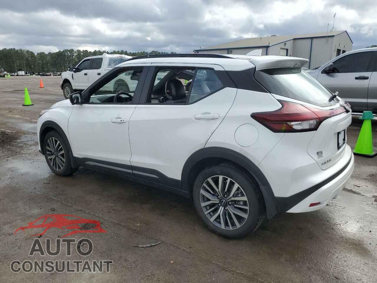 NISSAN KICKS 2023 - 3N1CP5DVXPL526583